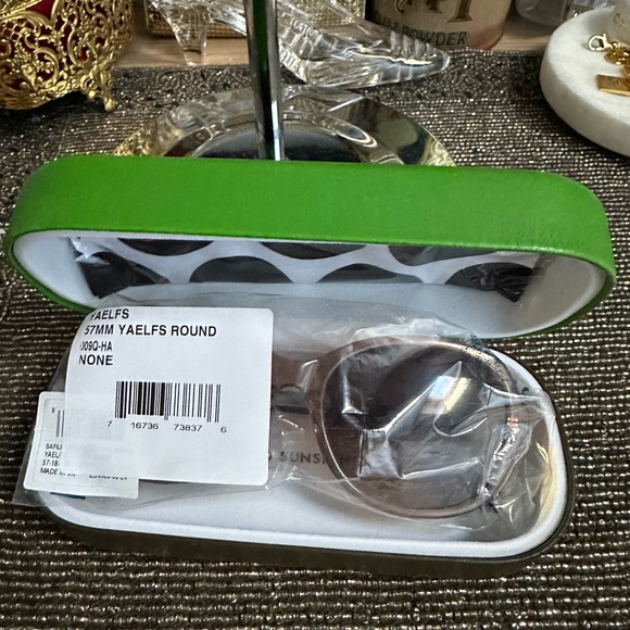 NWT kate spade 57mm sunglasses with case and cloth - Picture 7 of 9